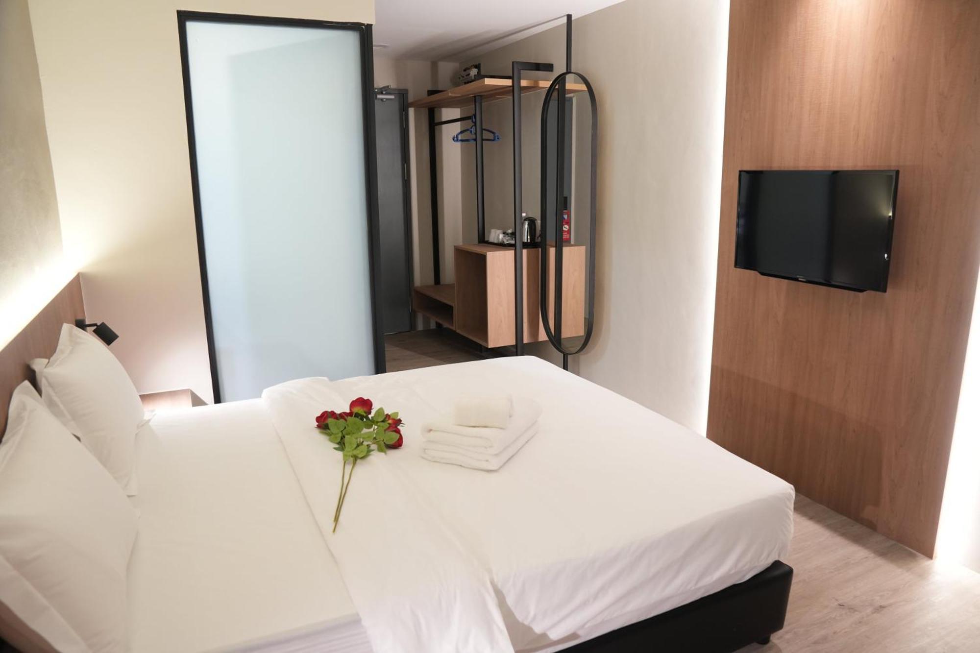 Roxy Hotel Aiman 쿠칭 외부 사진